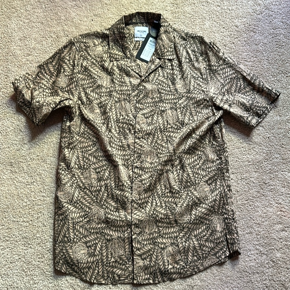 Tiger Camo Hawaiian Shirt EUC